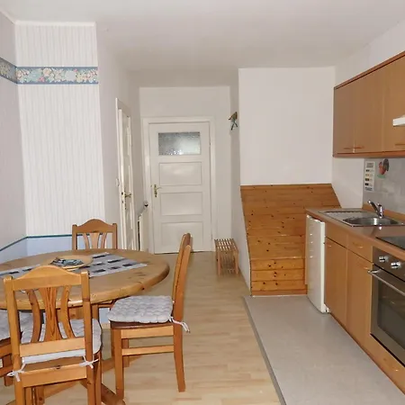 Fjordgestuet Apartment