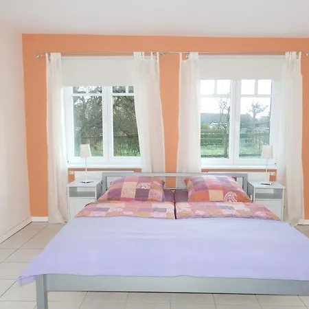 Apartment Fjordgestuet Suderstapel
